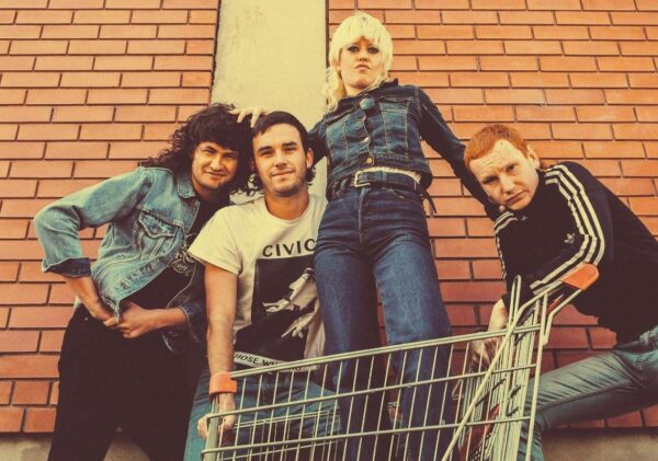 AMYL AND THE SNIFFERS Poster Print