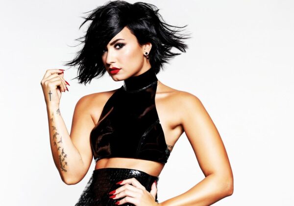 DEMI LOVATO Poster Print