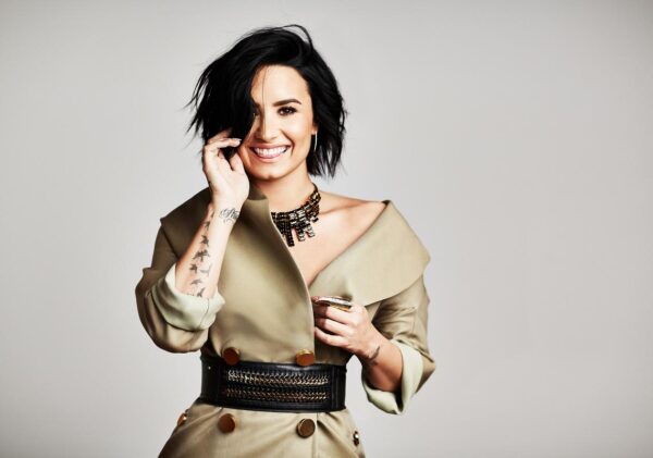 DEMI LOVATO Poster Print