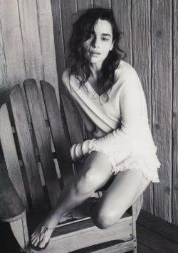 EMILIA CLARKE Actress Poster Print