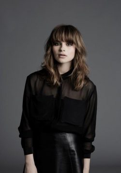 GABRIELLE APLIN Light Up the Dark Poster Print