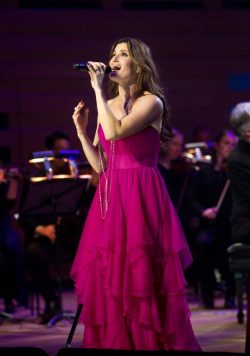 IDINA MENZEL Frozen Poster Print