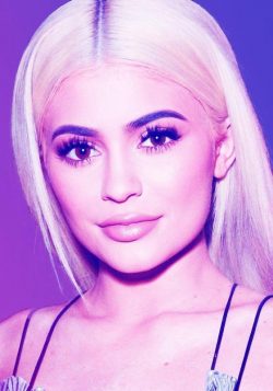 KYLIE JENNER Model Poster Print