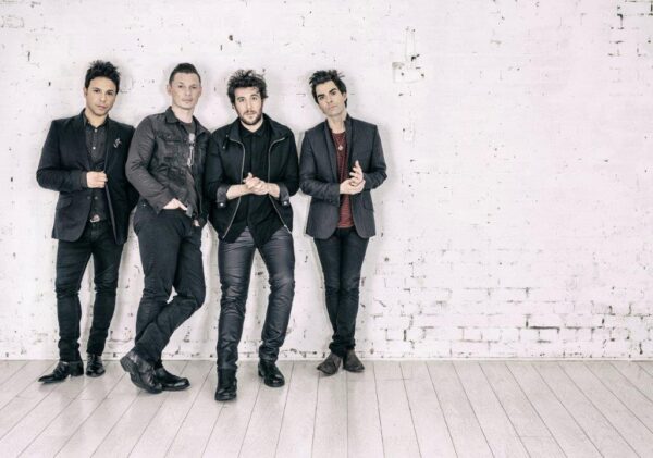 STEREOPHONICS Keep the Village Alive Poster Print
