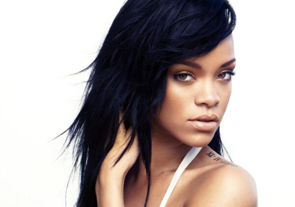 RIHANNA - STRAIGHT BLACK Poster Print
